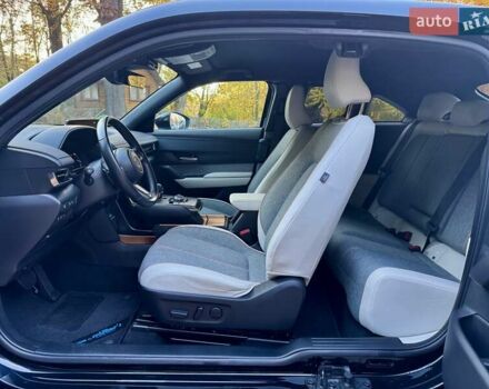 Чорний Мазда MX-30, об'ємом двигуна 0 л та пробігом 40 тис. км за 14400 $, фото 40 на Automoto.ua