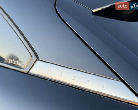 Черный Мазда MX-30, объемом двигателя 0 л и пробегом 20 тыс. км за 14500 $, фото 24 на Automoto.ua
