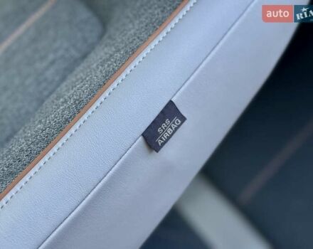 Чорний Мазда MX-30, об'ємом двигуна 0 л та пробігом 40 тис. км за 14550 $, фото 64 на Automoto.ua