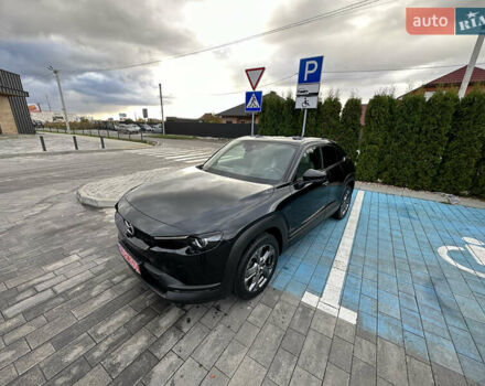 Черный Мазда MX-30, объемом двигателя 0 л и пробегом 36 тыс. км за 15200 $, фото 1 на Automoto.ua