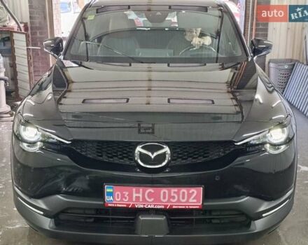 Черный Мазда MX-30, объемом двигателя 0 л и пробегом 75 тыс. км за 14000 $, фото 1 на Automoto.ua
