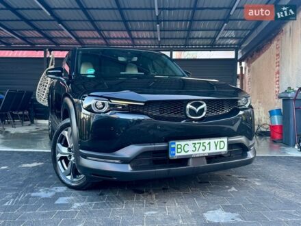 Черный Мазда MX-30, объемом двигателя 0 л и пробегом 40 тыс. км за 14750 $, фото 1 на Automoto.ua