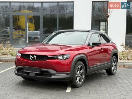 Красный Мазда MX-30, объемом двигателя 0 л и пробегом 87 тыс. км за 14400 $, фото 1 на Automoto.ua