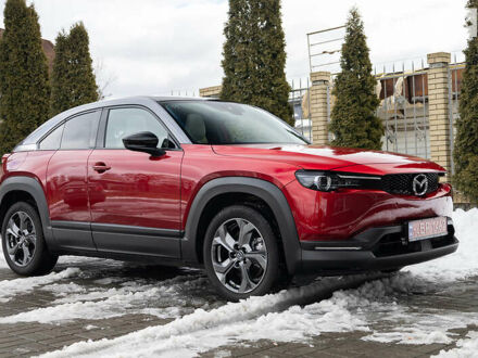 Мазда MX-30 2021 в Харькове на Automoto.ua Красный Мазда MX-30, объемом двигателя 0 л и пробегом 5 тыс. км за 29661 $, фото 1 на Automoto.ua