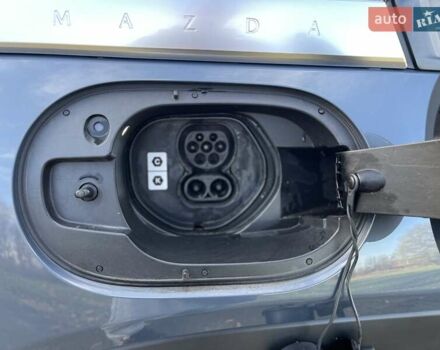 Серый Мазда MX-30, объемом двигателя 0 л и пробегом 58 тыс. км за 14300 $, фото 35 на Automoto.ua
