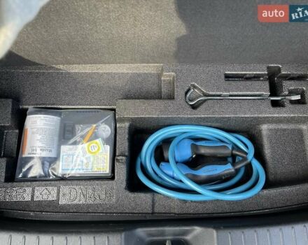 Серый Мазда MX-30, объемом двигателя 0 л и пробегом 58 тыс. км за 14300 $, фото 87 на Automoto.ua