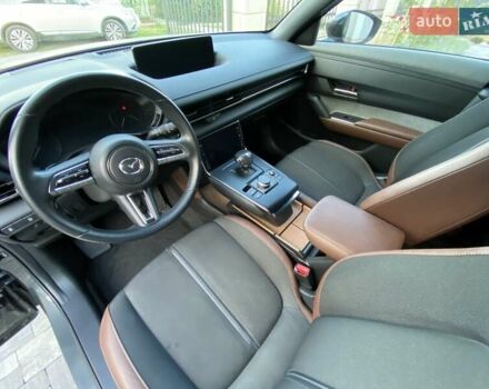 Серый Мазда MX-30, объемом двигателя 0 л и пробегом 69 тыс. км за 16000 $, фото 16 на Automoto.ua