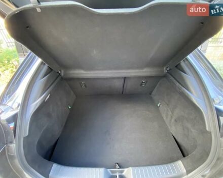 Серый Мазда MX-30, объемом двигателя 0 л и пробегом 69 тыс. км за 16000 $, фото 19 на Automoto.ua