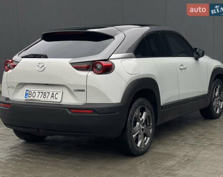 Сірий Мазда MX-30, об'ємом двигуна 0 л та пробігом 42 тис. км за 19500 $, фото 17 на Automoto.ua