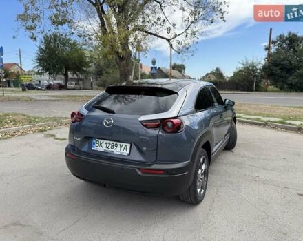 Серый Мазда MX-30, объемом двигателя 0 л и пробегом 24 тыс. км за 16800 $, фото 2 на Automoto.ua
