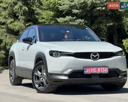 Сірий Мазда MX-30, об'ємом двигуна 0 л та пробігом 55 тис. км за 14800 $, фото 5 на Automoto.ua