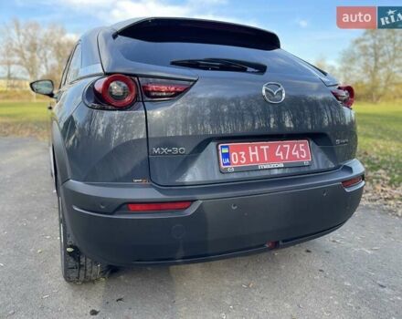 Серый Мазда MX-30, объемом двигателя 0 л и пробегом 58 тыс. км за 14300 $, фото 12 на Automoto.ua