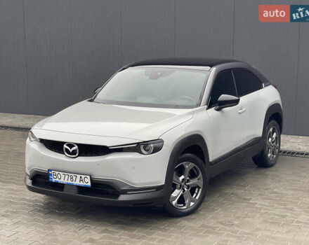 Сірий Мазда MX-30, об'ємом двигуна 0 л та пробігом 42 тис. км за 19500 $, фото 4 на Automoto.ua
