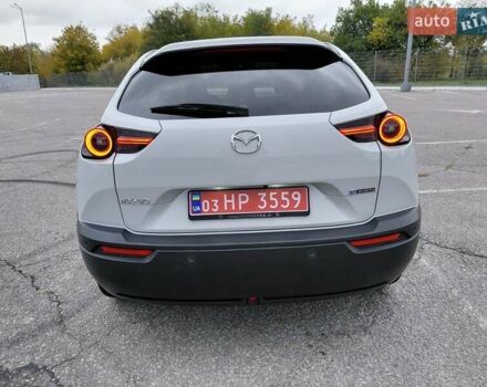 Мазда MX-30 2020 в Днепре (Днепропетровске) на Automoto.ua Серый Мазда MX-30, объемом двигателя 0 л и пробегом 109 тыс. км за 13999 $, фото 2 на Automoto.ua