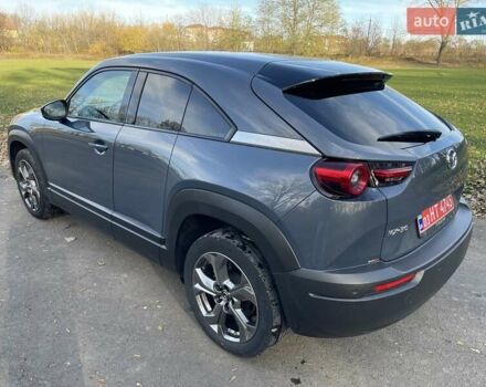 Серый Мазда MX-30, объемом двигателя 0 л и пробегом 58 тыс. км за 14300 $, фото 11 на Automoto.ua