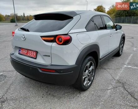 Сірий Мазда MX-30, об'ємом двигуна 0 л та пробігом 109 тис. км за 14000 $, фото 4 на Automoto.ua