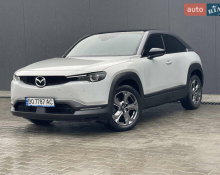 Сірий Мазда MX-30, об'ємом двигуна 0 л та пробігом 42 тис. км за 19500 $, фото 3 на Automoto.ua