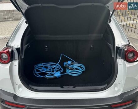 Серый Мазда MX-30, объемом двигателя 0 л и пробегом 115 тыс. км за 13900 $, фото 19 на Automoto.ua