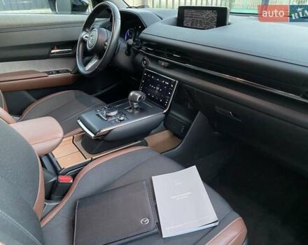 Серый Мазда MX-30, объемом двигателя 0 л и пробегом 69 тыс. км за 16000 $, фото 2 на Automoto.ua