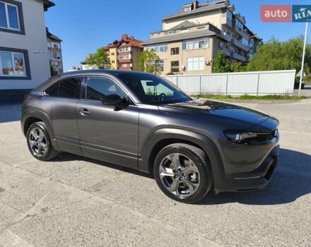 Серый Мазда MX-30, объемом двигателя 0 л и пробегом 81 тыс. км за 17500 $, фото 2 на Automoto.ua