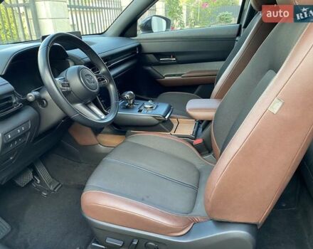 Серый Мазда MX-30, объемом двигателя 0 л и пробегом 69 тыс. км за 16000 $, фото 13 на Automoto.ua