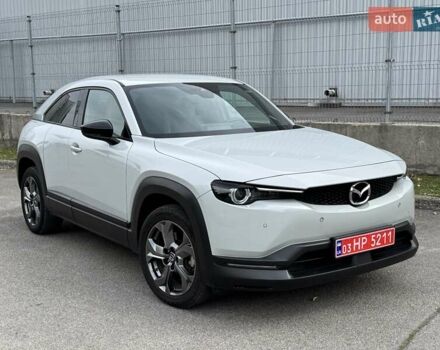 Серый Мазда MX-30, объемом двигателя 0 л и пробегом 115 тыс. км за 13900 $, фото 6 на Automoto.ua