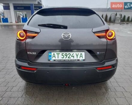 Сірий Мазда MX-30, об'ємом двигуна 0 л та пробігом 65 тис. км за 15200 $, фото 4 на Automoto.ua