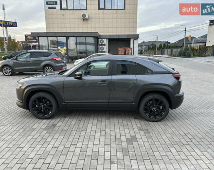 Серый Мазда MX-30, объемом двигателя 0 л и пробегом 39 тыс. км за 14900 $, фото 4 на Automoto.ua