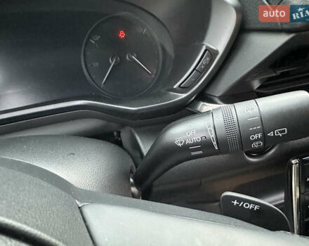 Серый Мазда MX-30, объемом двигателя 0 л и пробегом 39 тыс. км за 14900 $, фото 11 на Automoto.ua