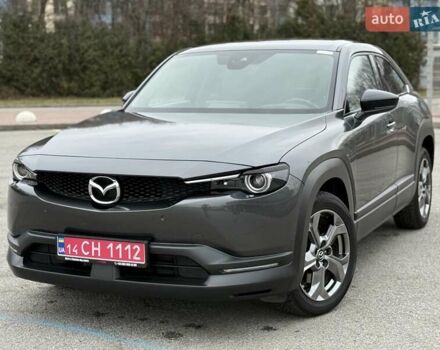 Серый Мазда MX-30, объемом двигателя 0 л и пробегом 22 тыс. км за 15200 $, фото 2 на Automoto.ua