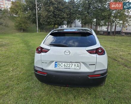 Сірий Мазда MX-30, об'ємом двигуна 0 л та пробігом 39 тис. км за 14600 $, фото 8 на Automoto.ua