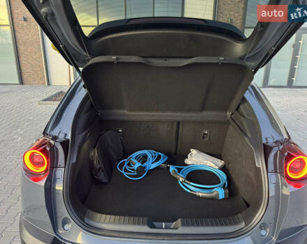 Серый Мазда MX-30, объемом двигателя 0 л и пробегом 89 тыс. км за 13400 $, фото 42 на Automoto.ua