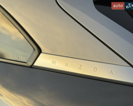 Серый Мазда MX-30, объемом двигателя 0 л и пробегом 89 тыс. км за 13400 $, фото 32 на Automoto.ua