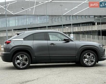 Серый Мазда MX-30, объемом двигателя 0 л и пробегом 22 тыс. км за 15200 $, фото 18 на Automoto.ua