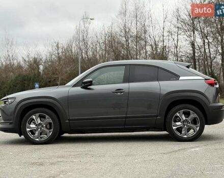 Серый Мазда MX-30, объемом двигателя 0 л и пробегом 22 тыс. км за 15200 $, фото 7 на Automoto.ua