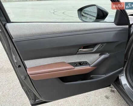 Серый Мазда MX-30, объемом двигателя 0 л и пробегом 22 тыс. км за 15200 $, фото 30 на Automoto.ua