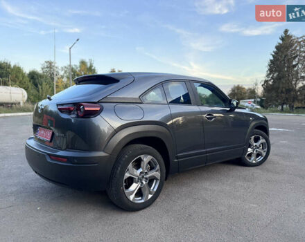 Сірий Мазда MX-30, об'ємом двигуна 0 л та пробігом 38 тис. км за 15400 $, фото 5 на Automoto.ua