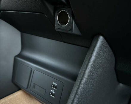 Серый Мазда MX-30, объемом двигателя 0 л и пробегом 39 тыс. км за 14900 $, фото 13 на Automoto.ua