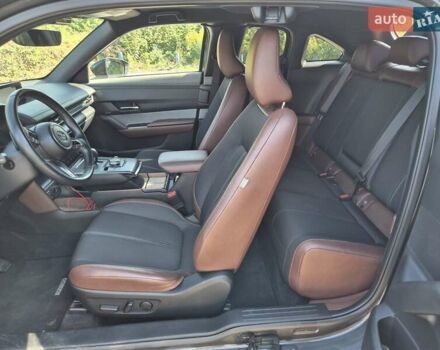 Серый Мазда MX-30, объемом двигателя 0 л и пробегом 30 тыс. км за 17100 $, фото 8 на Automoto.ua