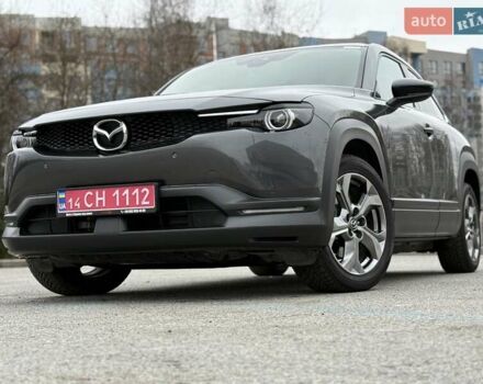 Серый Мазда MX-30, объемом двигателя 0 л и пробегом 22 тыс. км за 15200 $, фото 1 на Automoto.ua
