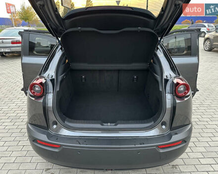 Серый Мазда MX-30, объемом двигателя 0 л и пробегом 39 тыс. км за 14900 $, фото 23 на Automoto.ua