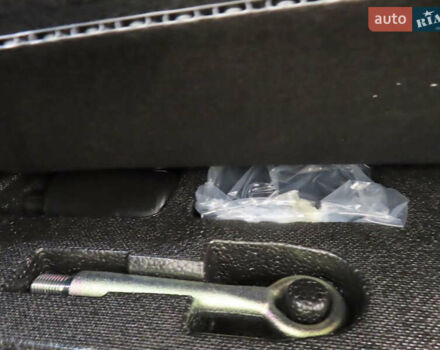 Серый Мазда MX-30, объемом двигателя 0 л и пробегом 44 тыс. км за 14300 $, фото 10 на Automoto.ua