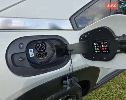 Сірий Мазда MX-30, об'ємом двигуна 0 л та пробігом 39 тис. км за 14600 $, фото 31 на Automoto.ua
