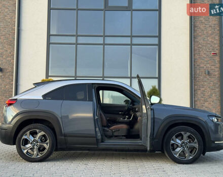 Серый Мазда MX-30, объемом двигателя 0 л и пробегом 89 тыс. км за 13400 $, фото 44 на Automoto.ua