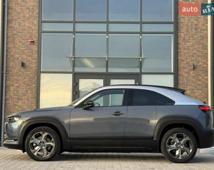 Серый Мазда MX-30, объемом двигателя 0 л и пробегом 89 тыс. км за 13400 $, фото 21 на Automoto.ua