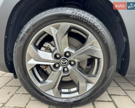 Серый Мазда MX-30, объемом двигателя 0 л и пробегом 43 тыс. км за 14499 $, фото 83 на Automoto.ua
