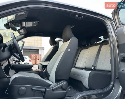 Серый Мазда MX-30, объемом двигателя 0 л и пробегом 39 тыс. км за 14900 $, фото 25 на Automoto.ua