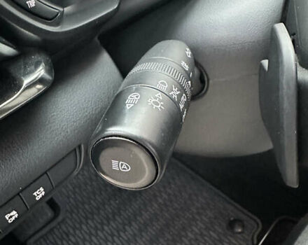 Серый Мазда MX-30, объемом двигателя 0 л и пробегом 39 тыс. км за 14900 $, фото 10 на Automoto.ua