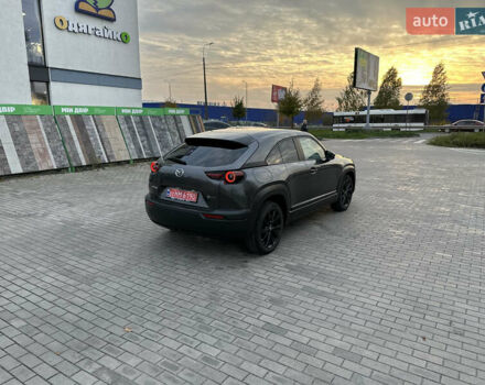 Серый Мазда MX-30, объемом двигателя 0 л и пробегом 39 тыс. км за 14900 $, фото 2 на Automoto.ua