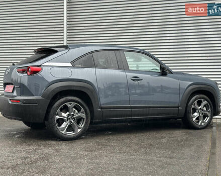 Серый Мазда MX-30, объемом двигателя 0 л и пробегом 85 тыс. км за 14500 $, фото 17 на Automoto.ua